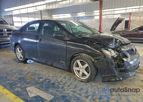 2010 Toyota Corolla Base z USA, uszkodzony, nr VIN 2T1BU4EE4AC222668